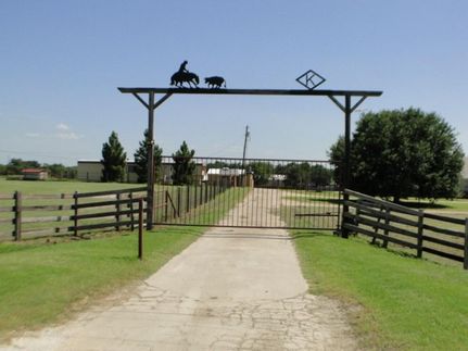 Property in Grayson County, Texas