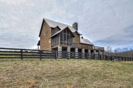 Property in Humphreys County, Tennessee