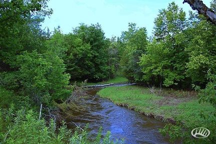 Property in Carver County, Minnesota
