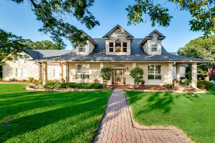 Property in Navarro County, Texas