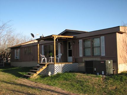 Property in Navarro County, Texas