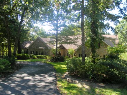 Property in Henderson County, Texas