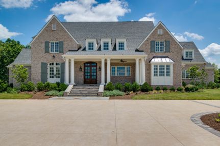 Property in Humphreys County, Tennessee