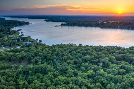 Property in Henderson County, Texas