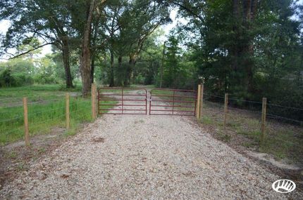 Property in East Baton Rouge Parish, Louisiana