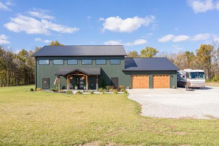 Property in Clay County, Illinois