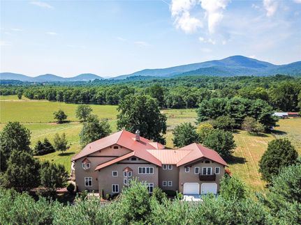 Property in Rappahannock County, Virginia