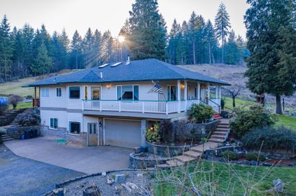 Property in Lane County, Oregon