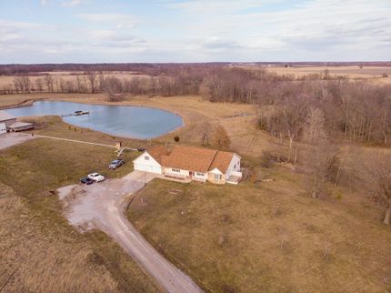 Property in Wayne County, Illinois