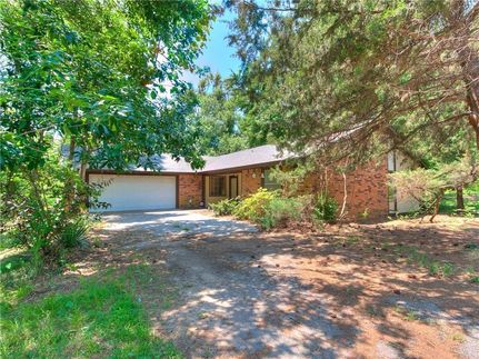 Property in McClain County, Oklahoma