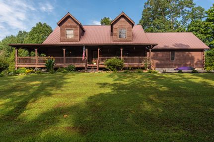 Property in Lee County, Kentucky