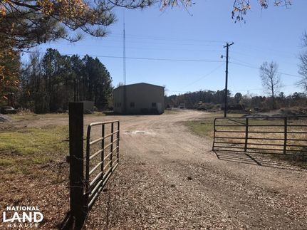 Property in Chickasaw County, Mississippi