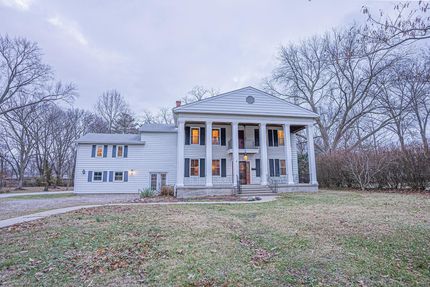 Property in Marion County, Illinois