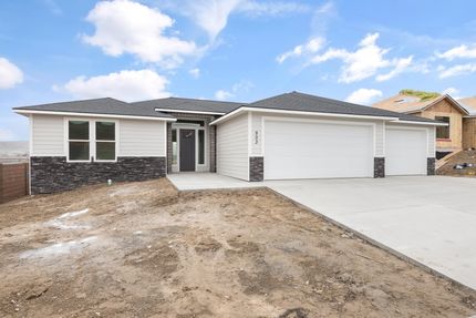 Property in Benton County, Washington