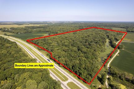 Property in Bond County, Illinois