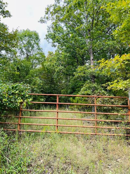 Property in Izard County, Arkansas