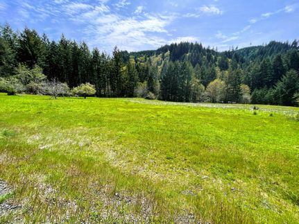 Property in Lane County, Oregon