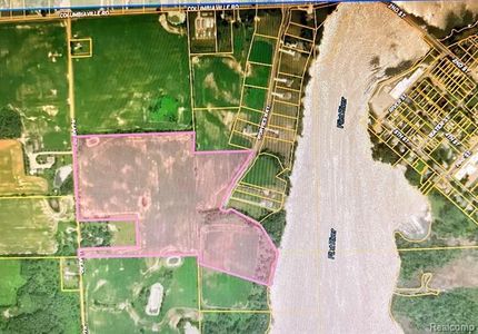 Lakefront Property for sale in Lapeer County, Michigan