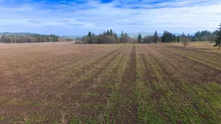 Property in Linn County, Oregon