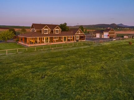 Property in Jefferson County, Oregon