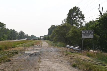 Property in Clay County, Illinois