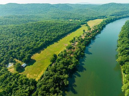 Property in Izard County, Arkansas