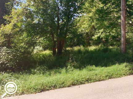 Property in Warrick County, Indiana