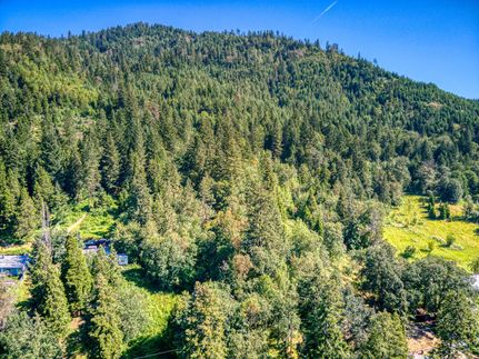 Property in Douglas County, Oregon