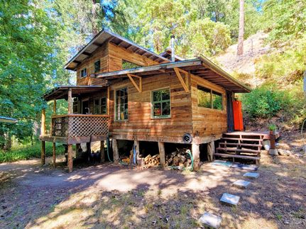 Property in Douglas County, Oregon