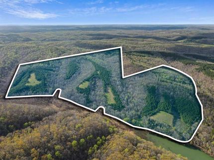 Property in Humphreys County, Tennessee