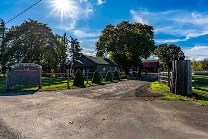 Property in Lane County, Oregon