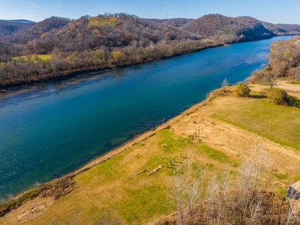 Property in Izard County, Arkansas