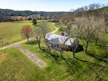 Property in Hardin County, Tennessee