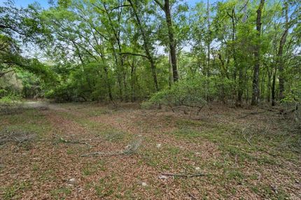 Property in Gilchrist County, Florida