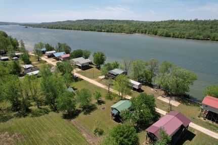 Property in Perry County, Tennessee