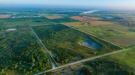 Property in Dewitt County, Texas