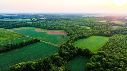Property in Clay County, Illinois