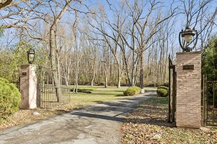 Property in Cook County, Illinois