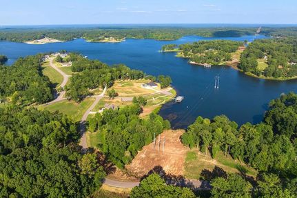 Property in Carroll County, Tennessee