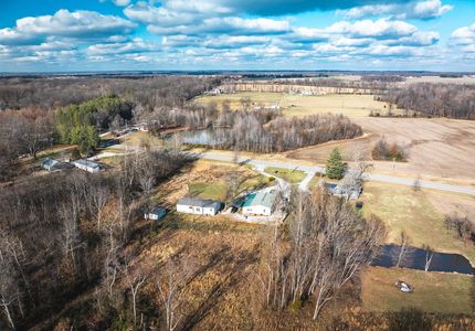 Property in Jefferson County, Illinois