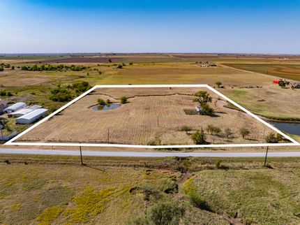 Property in Canadian County, Oklahoma