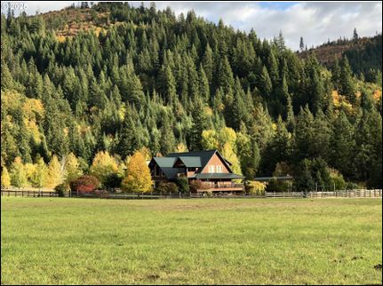 Property in Klickitat County, Washington