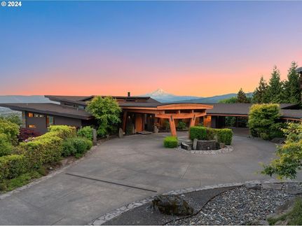 Property in Skamania County, Washington