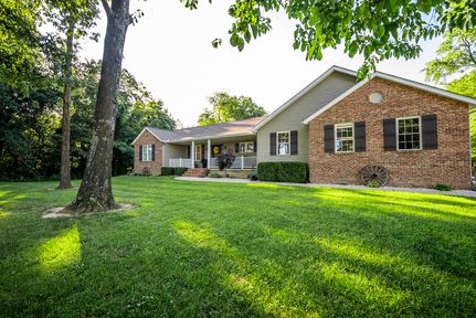 Property in Marion County, Illinois