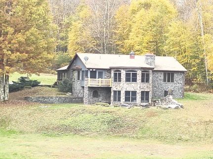 Waterfront Property for sale in Wayne County, Pennsylvania