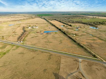 Property in Lamar County, Texas