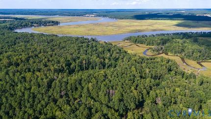 Lakefront Property for sale in King William County, Virginia