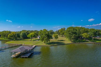 Lakefront Property for sale in Navarro County, Texas