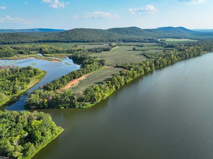 Lakefront Property for sale in Talladega County, Alabama