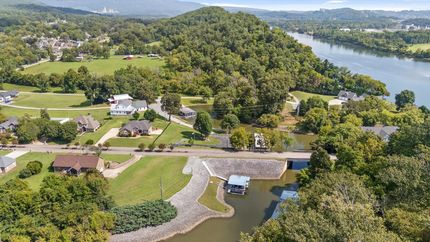 Waterfront Property for sale in Hamilton County, Tennessee